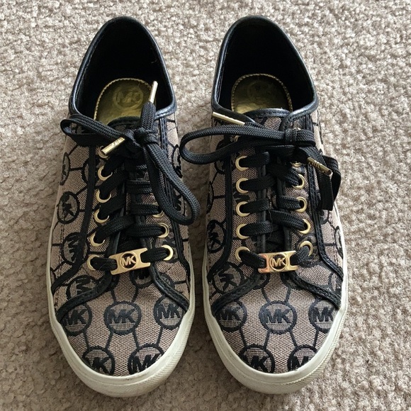 Women’s Authentic Michael Kors Signature Sneakers - Picture 1 of 6